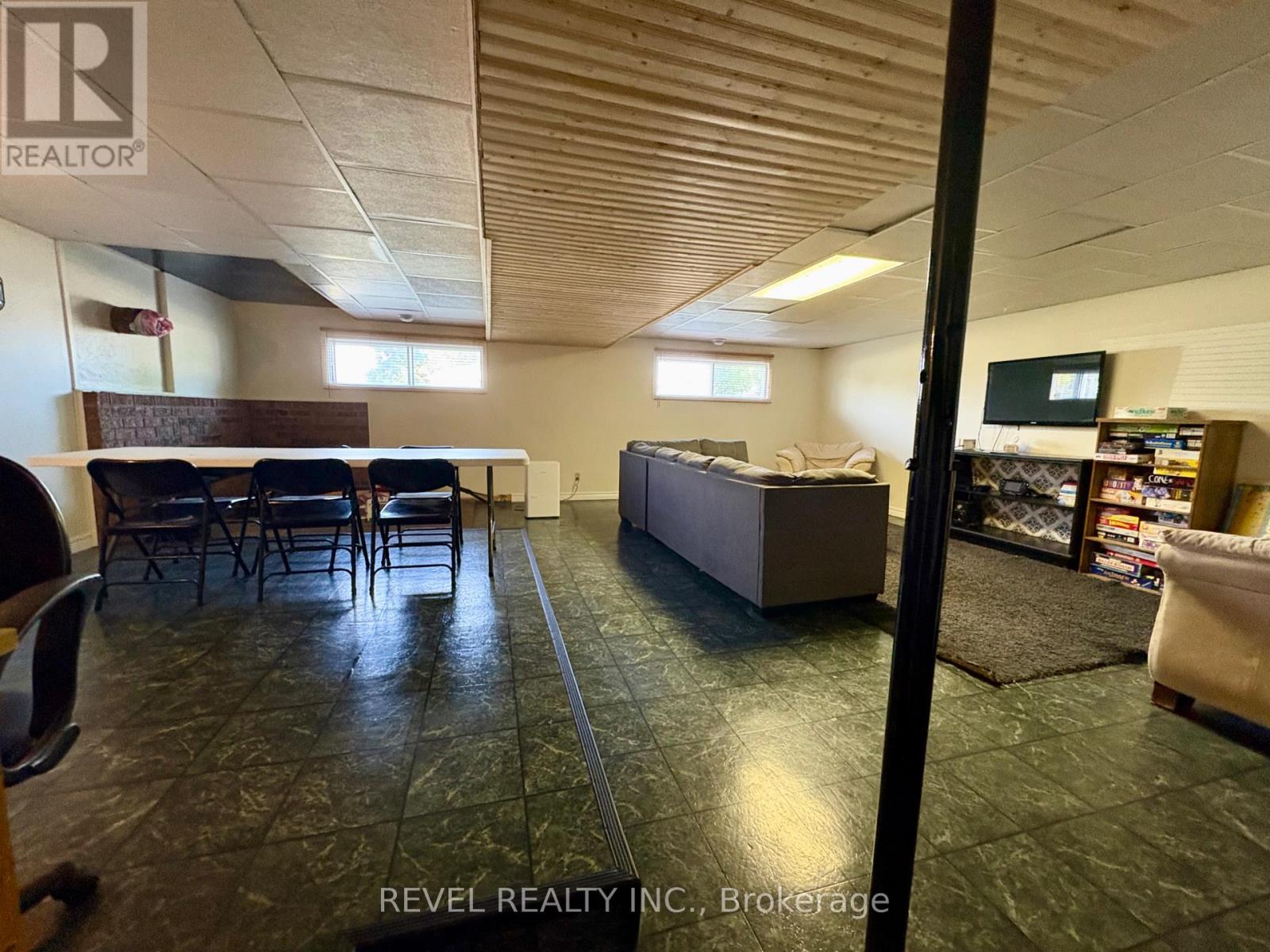 226 SECOND AVENUE - 24