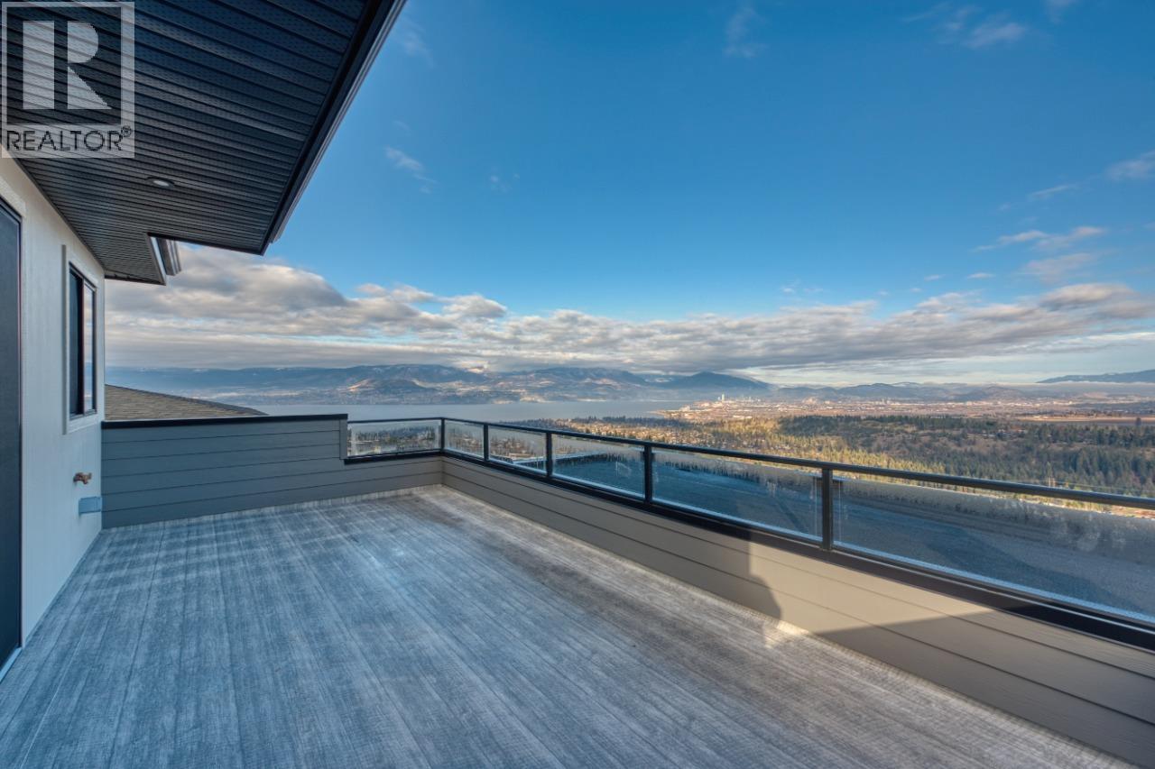 1030 Emslie Street - 2