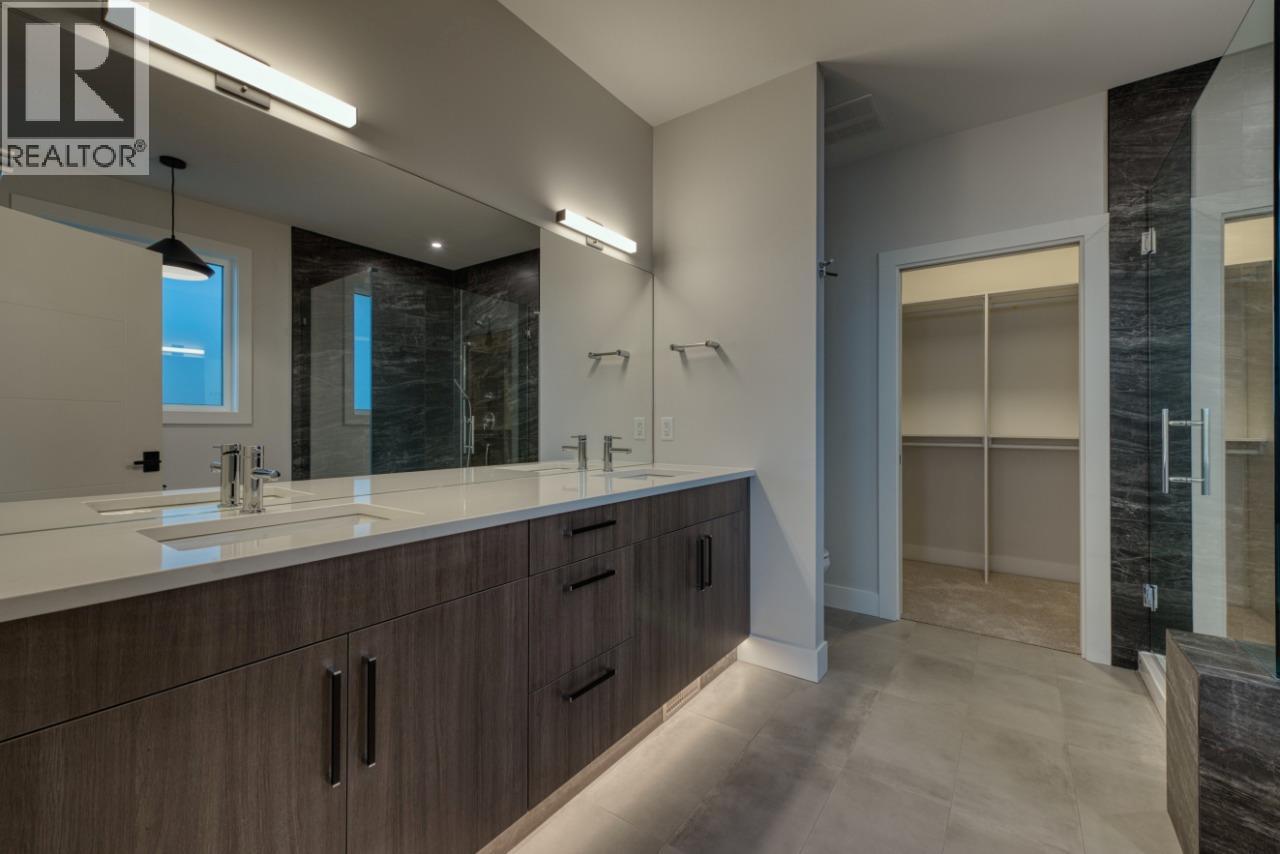  1030 Emslie Street, Kelowna