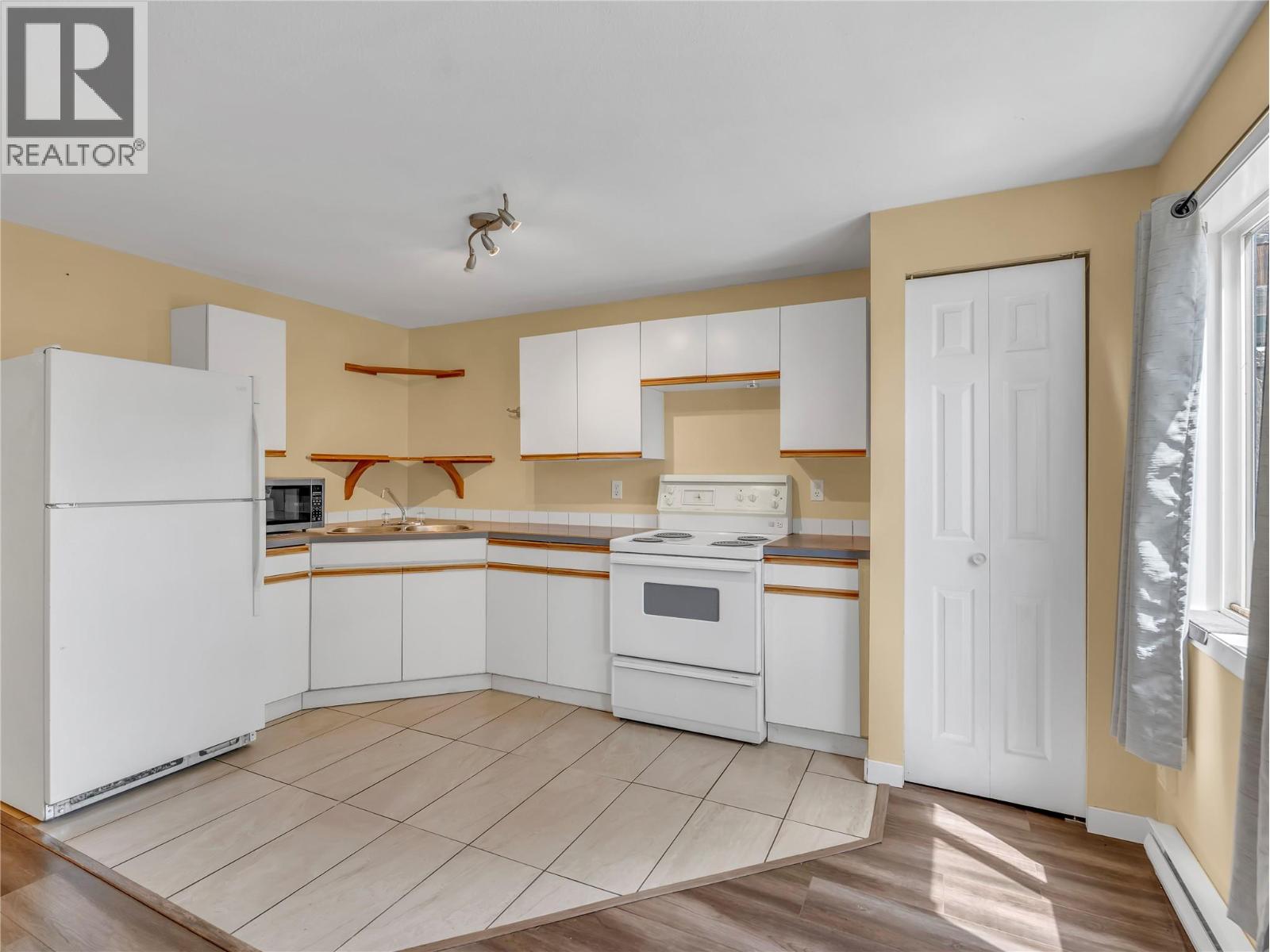 506 NELSON Avenue - 14