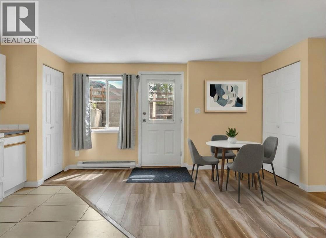506 NELSON Avenue - 19