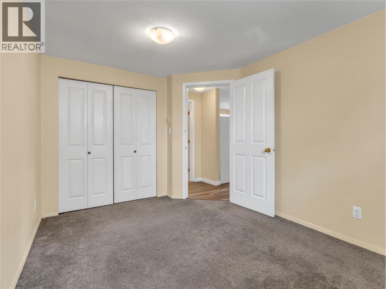 506 NELSON Avenue - 17