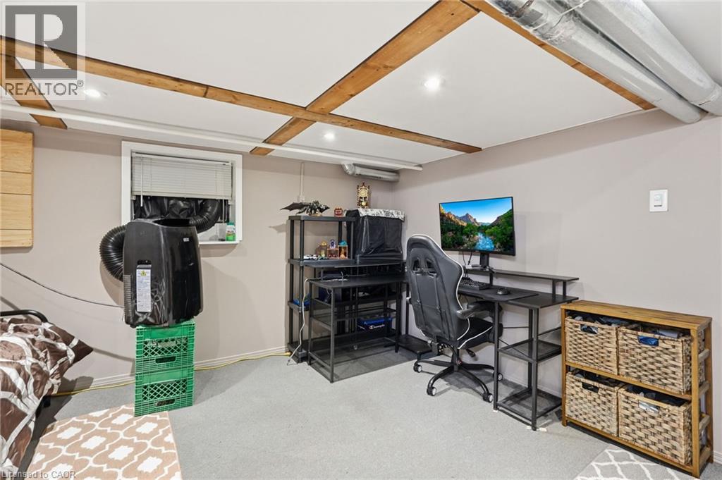 182 CAVELL Avenue - 34