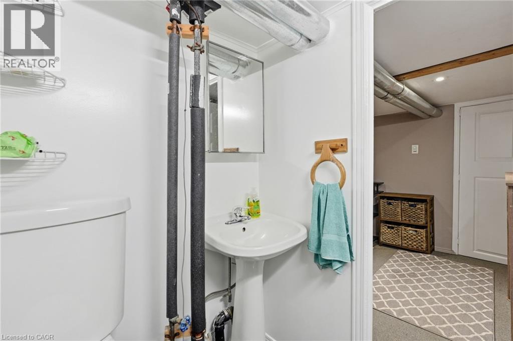 182 CAVELL Avenue - 36