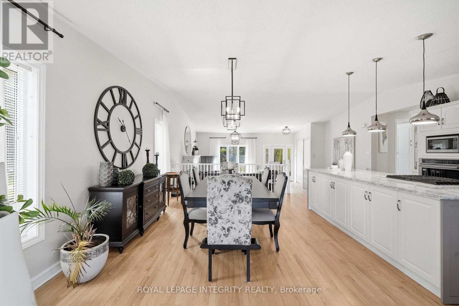 472 PAGO ROAD - 12