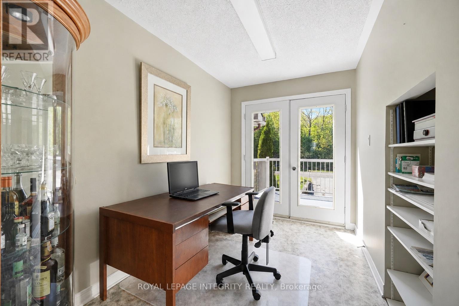 472 PAGO ROAD - 22