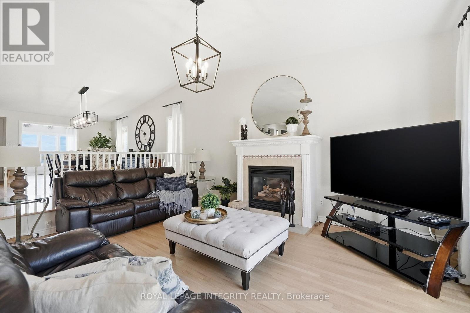472 PAGO ROAD - 5