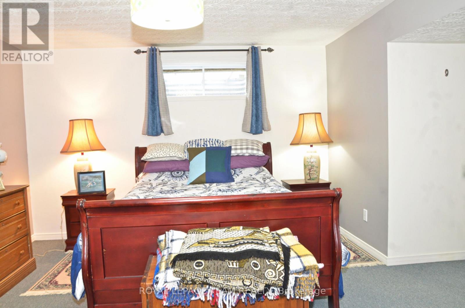 11708 BREEZEWOOD AVENUE S - 24