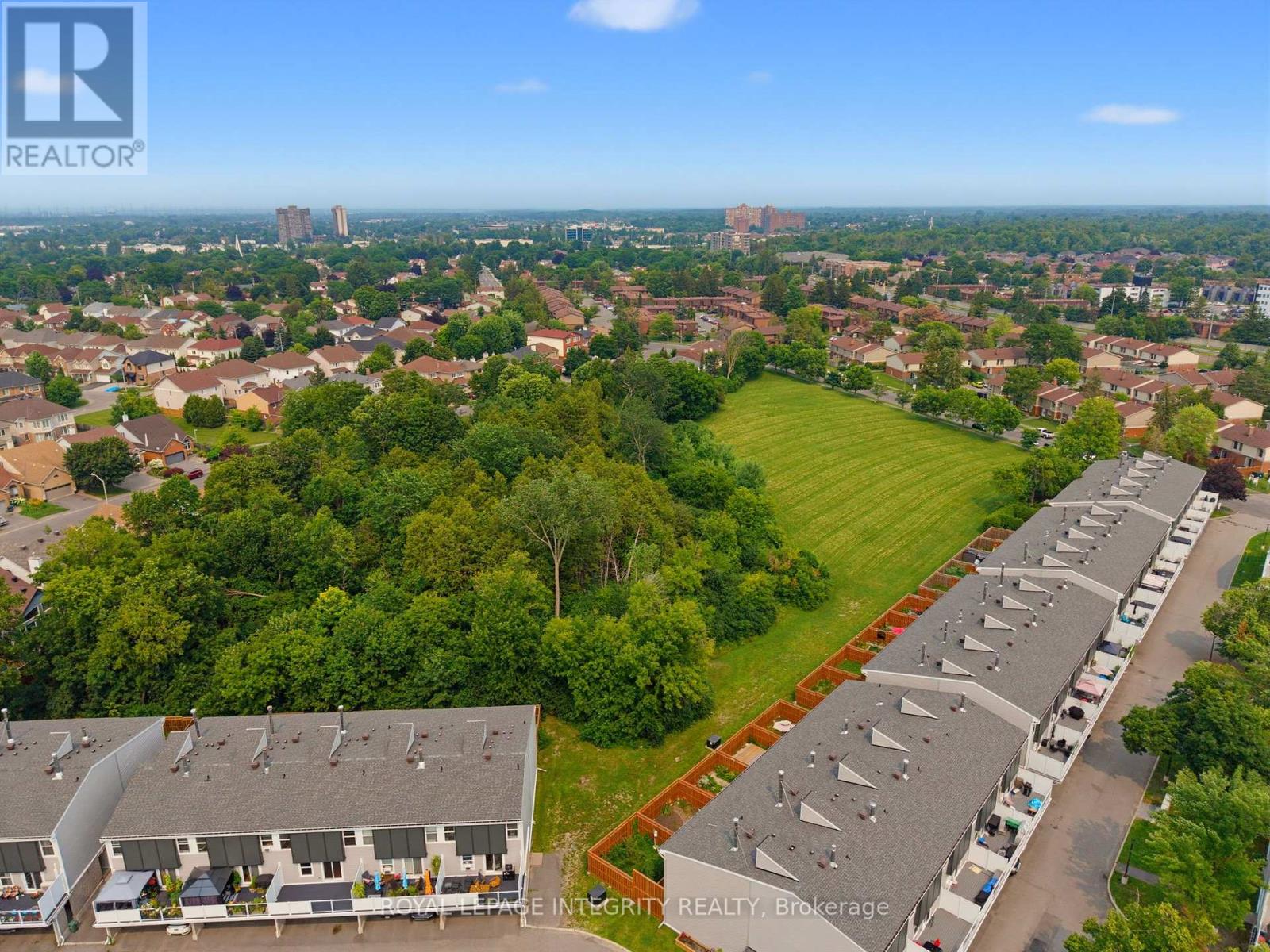 #36 3415 UPLANDS DRIVE - 33