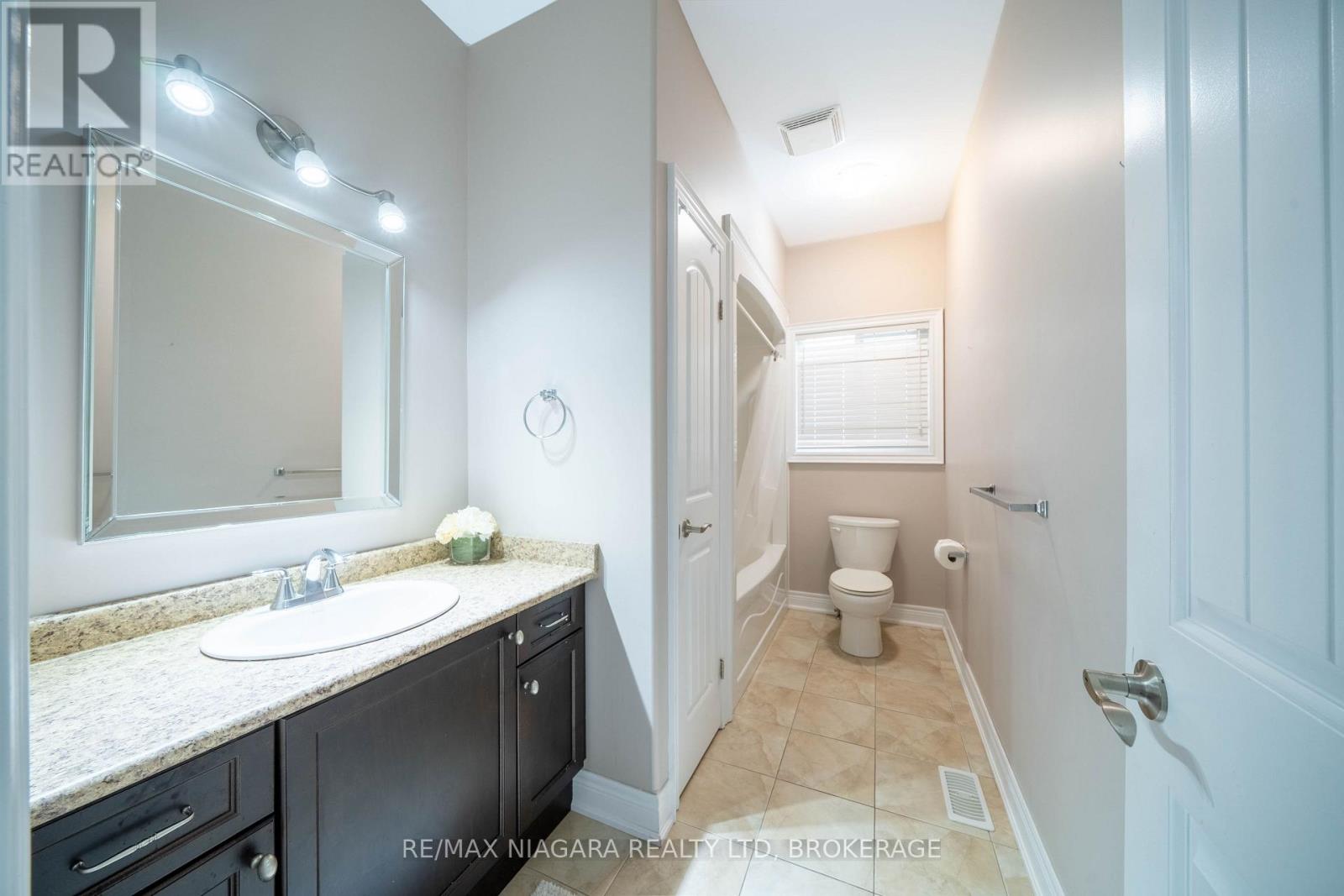 9148 HENDERSHOT BOULEVARD - 25