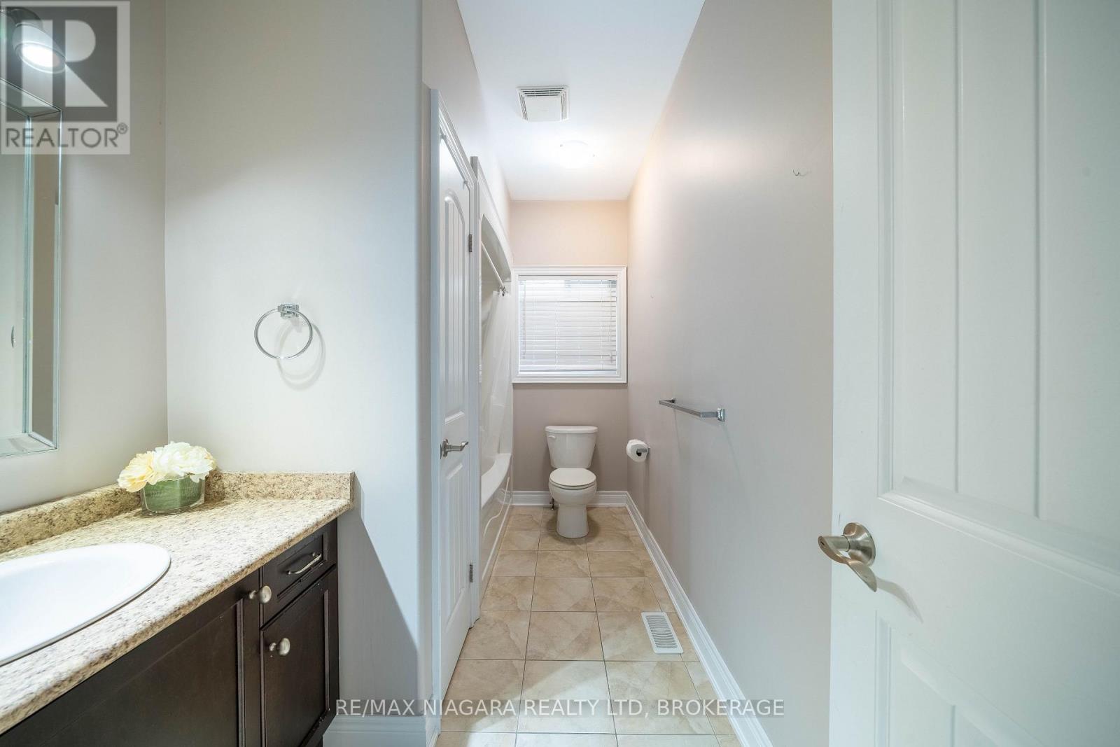 9148 HENDERSHOT BOULEVARD - 26
