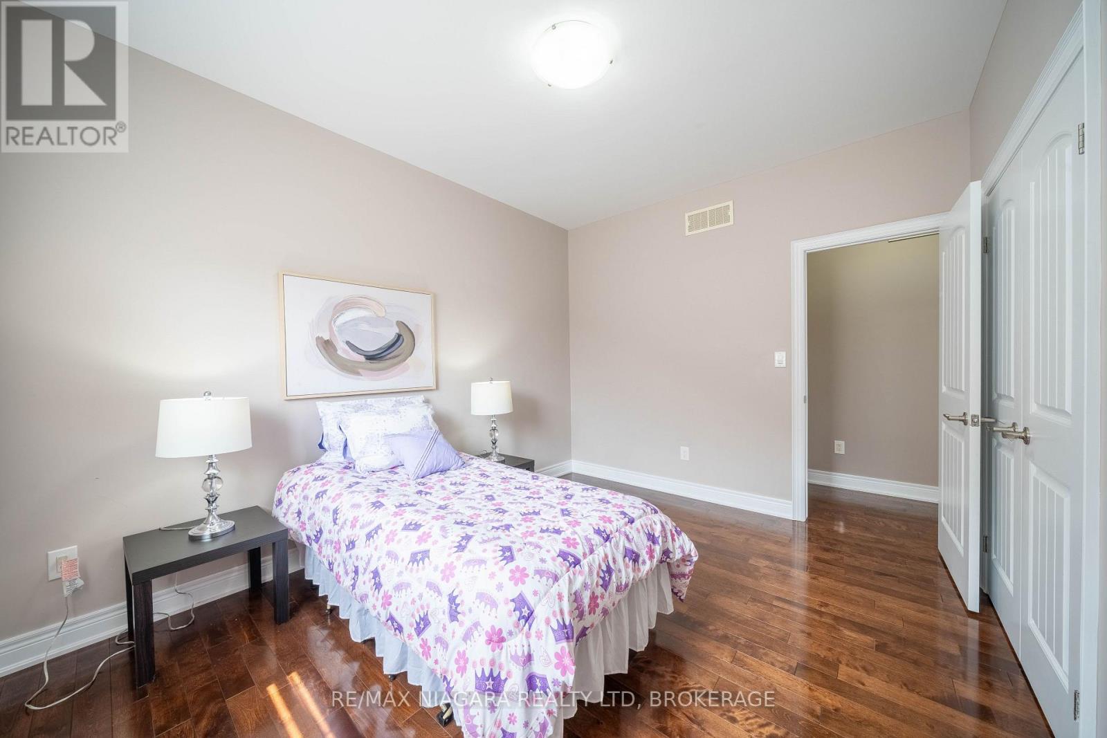 9148 HENDERSHOT BOULEVARD - 28
