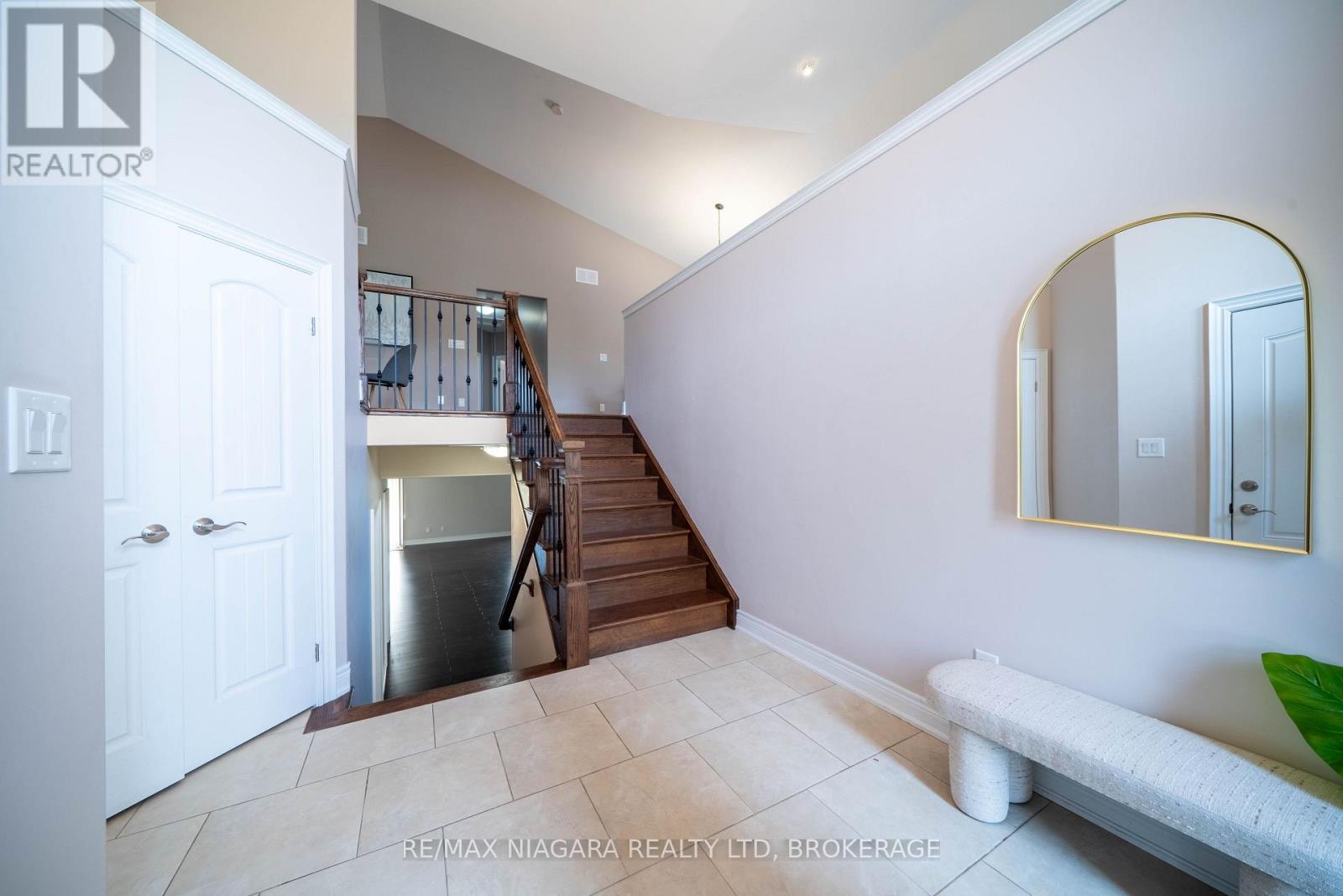 9148 HENDERSHOT BOULEVARD - 6