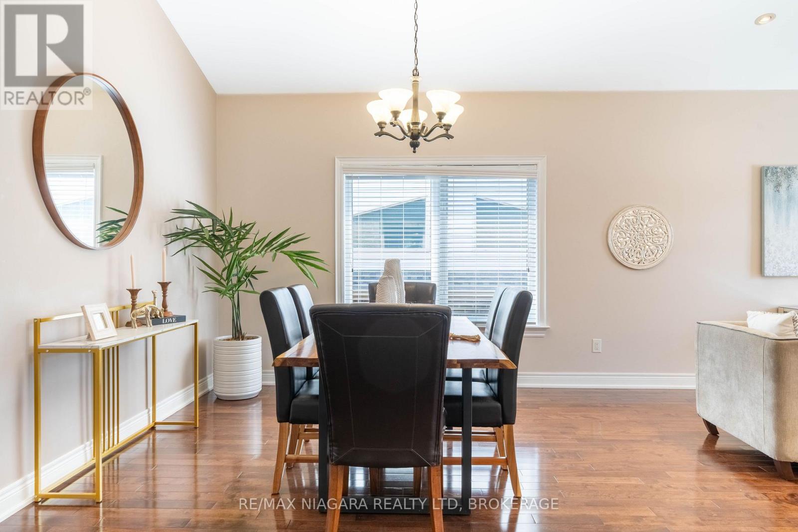 9148 HENDERSHOT BOULEVARD - 8