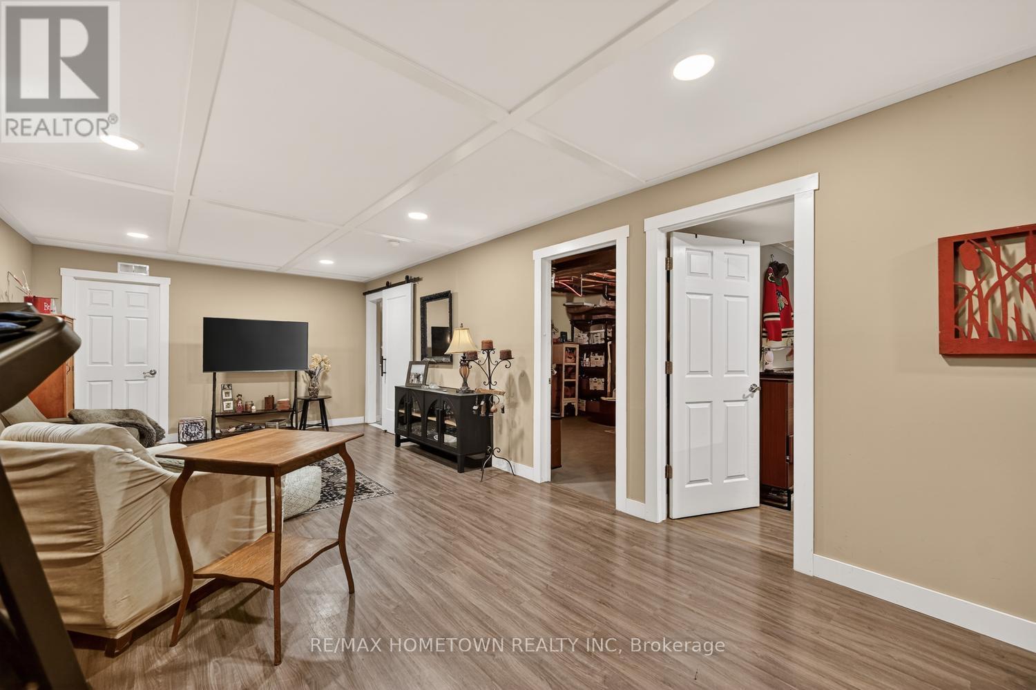 6244 SIXTH CONCESSION - 23
