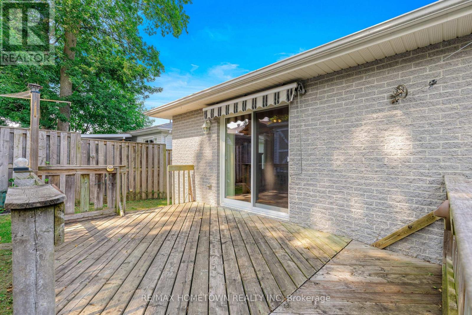 1048 BRIDLEWOOD DRIVE - Image 3