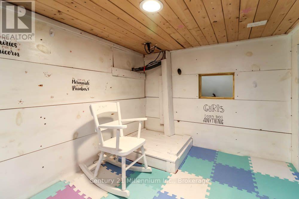 45 FATIMA COURT - Image 32