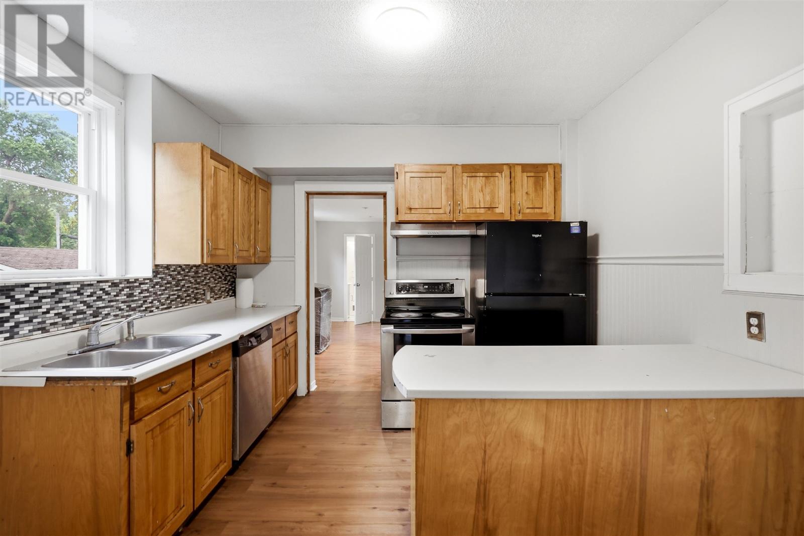 393 Bush ST - 10