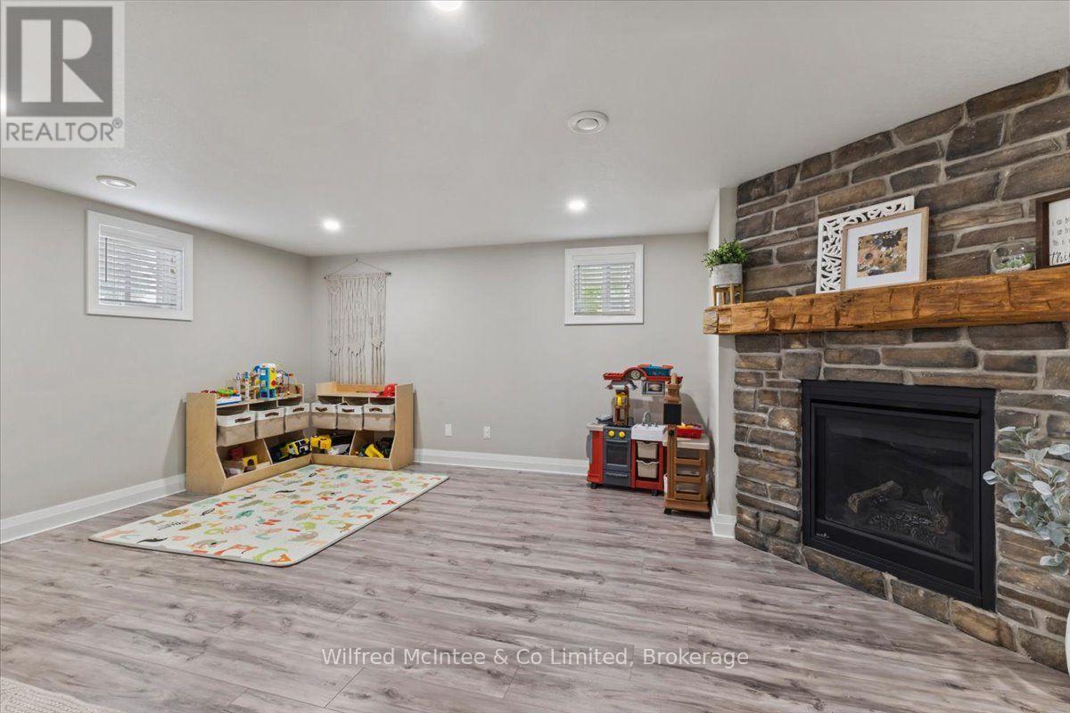 9 DIETZ STREET - 15