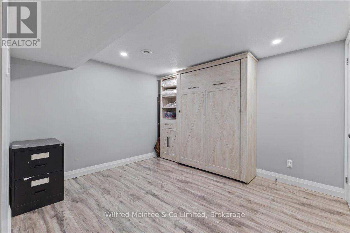 9 DIETZ STREET - 19
