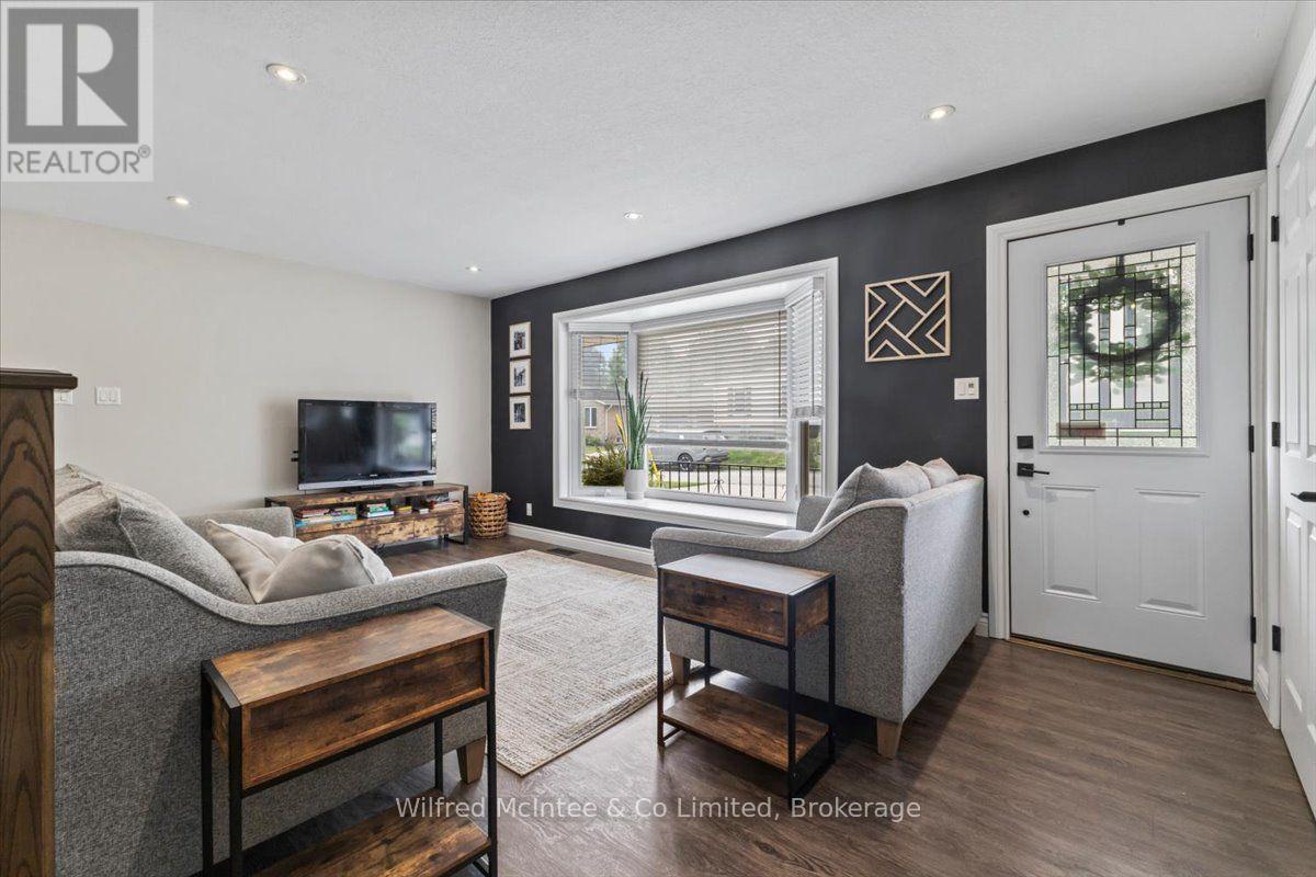 9 DIETZ STREET - 6