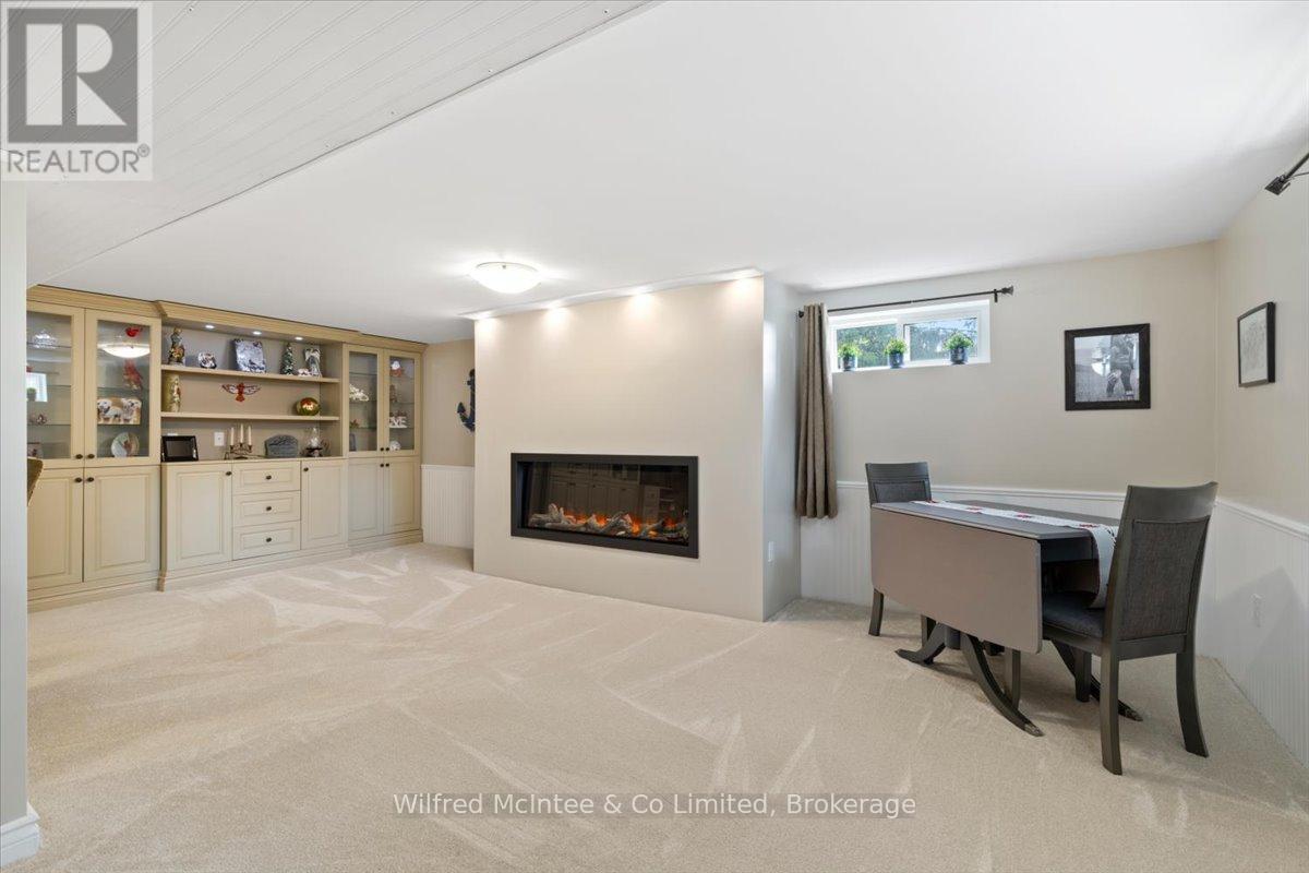 21571 GREY ROAD 16 - 22