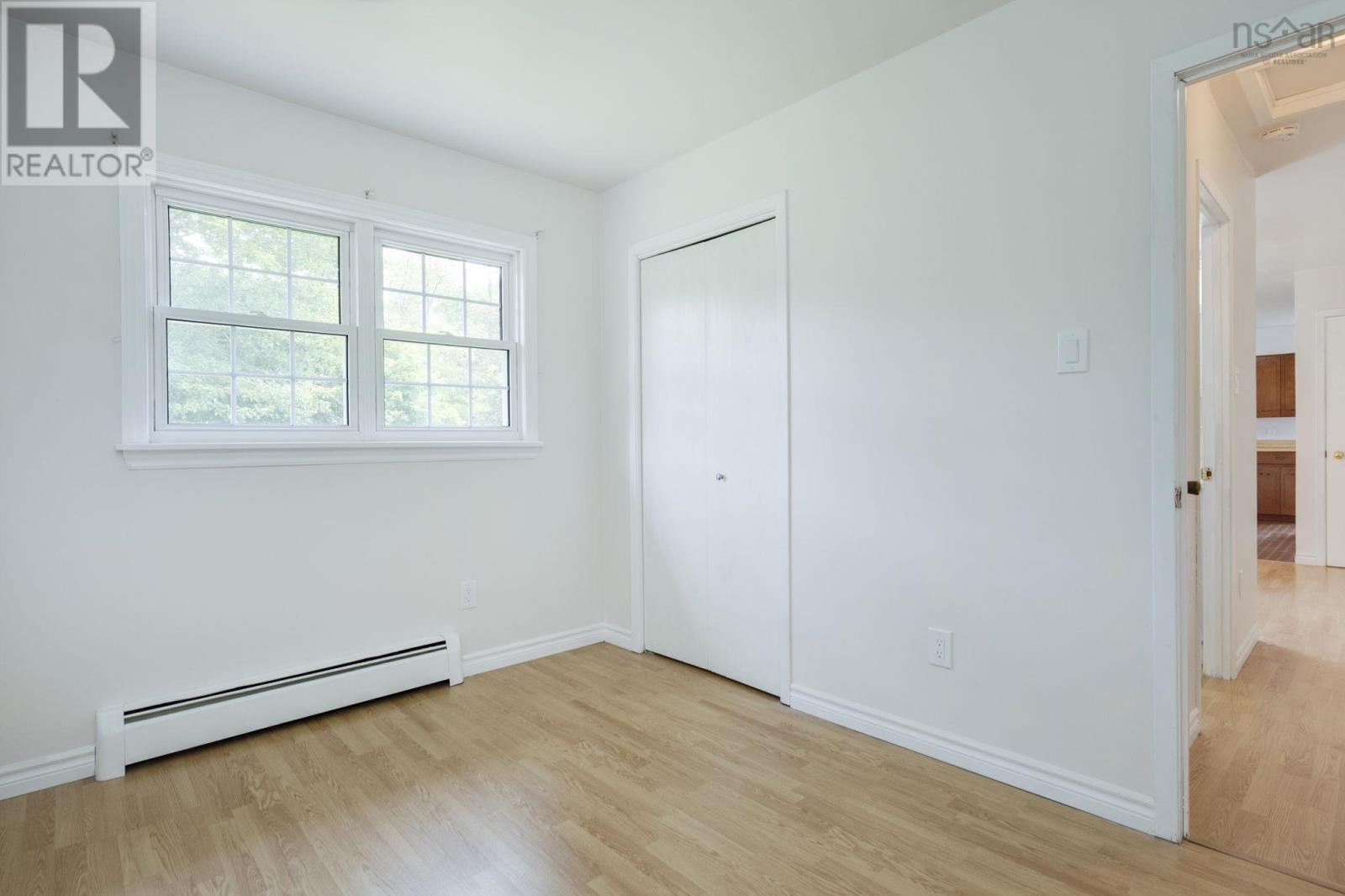 9 Holmes Hill Road - 26
