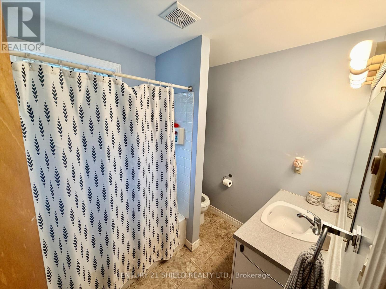 785 SANDFIELD CRESCENT - Image 11