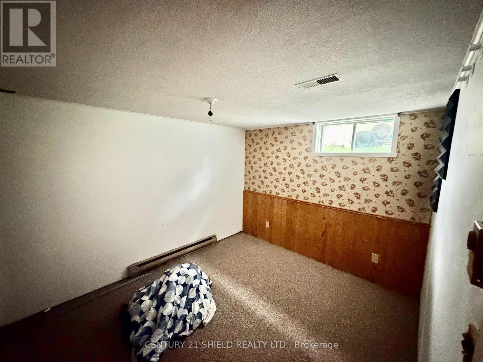 785 SANDFIELD CRESCENT - Image 15