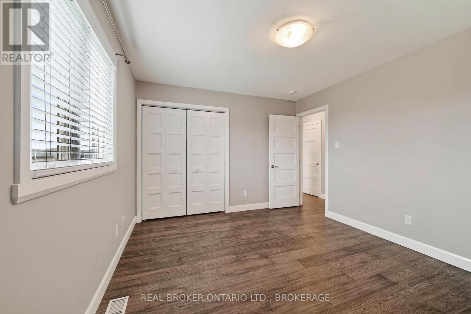 2199 BURKE AVENUE - Image 23