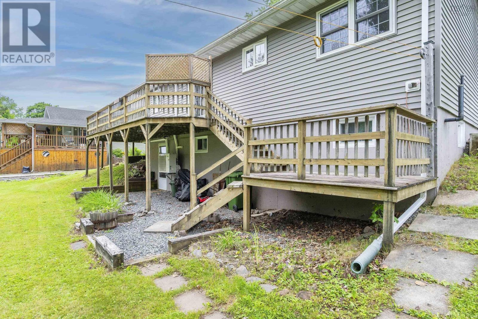 9 Holmes Hill Road - 40