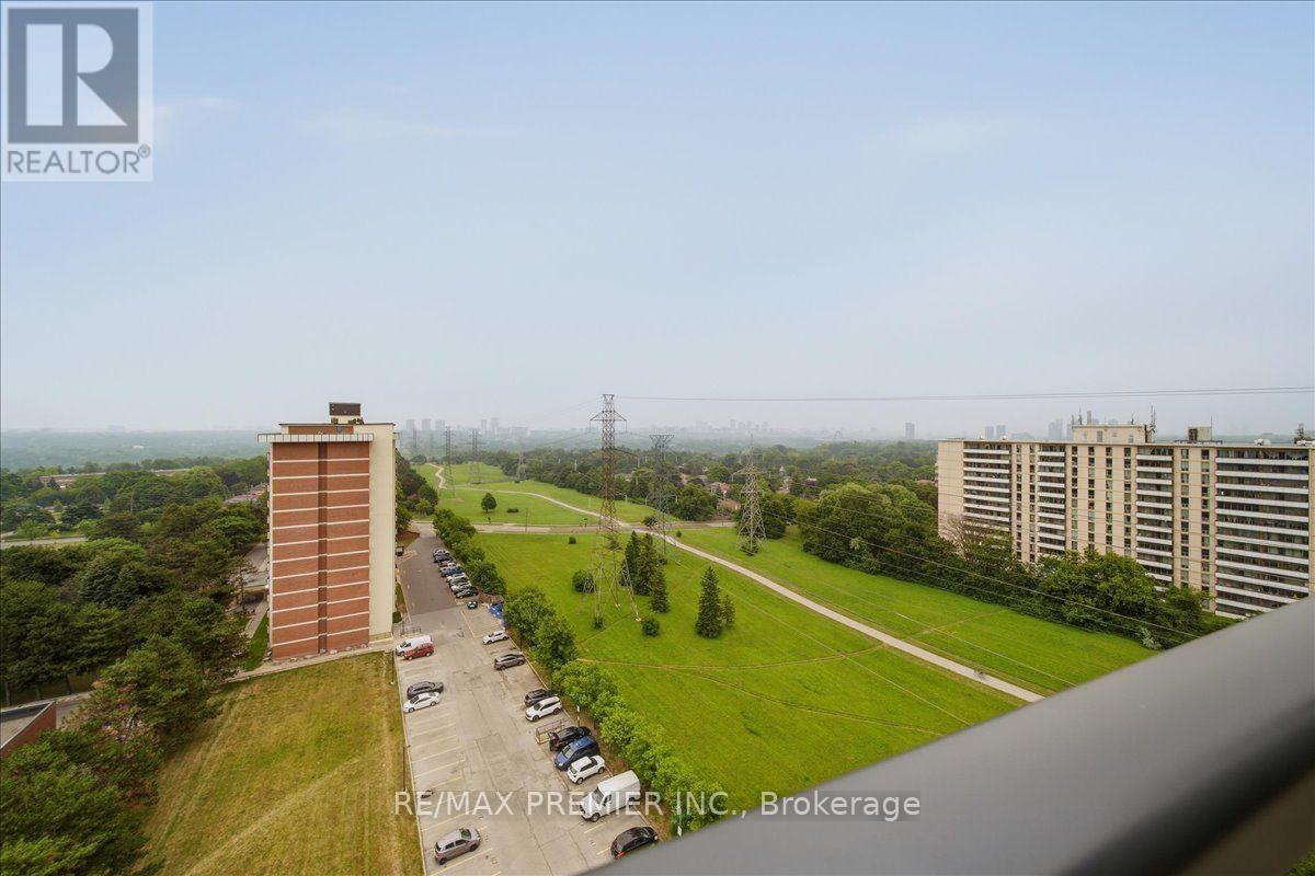 #1306 3237 BAYVIEW AVENUE - 26