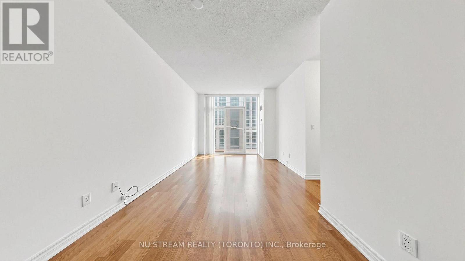 #3101 761 BAY STREET - 9