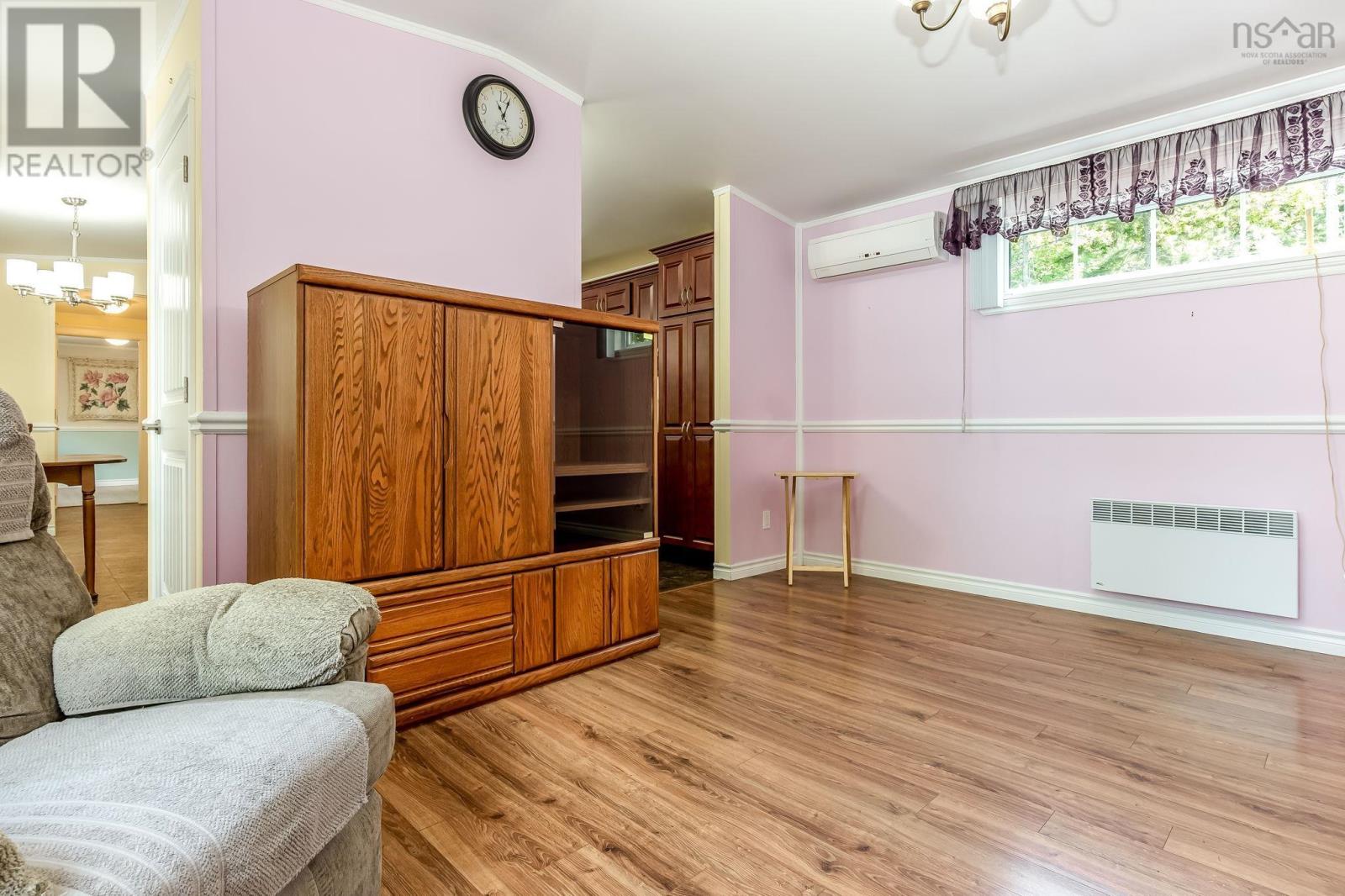 633 ADAMS Road - 12