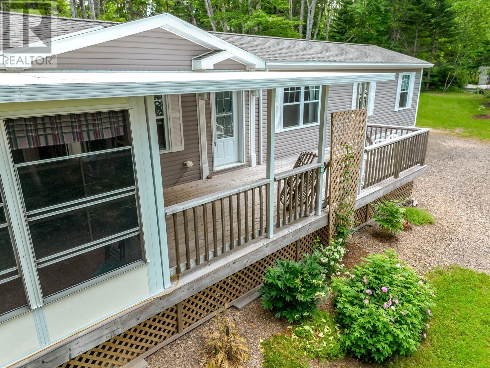 633 ADAMS Road - 40