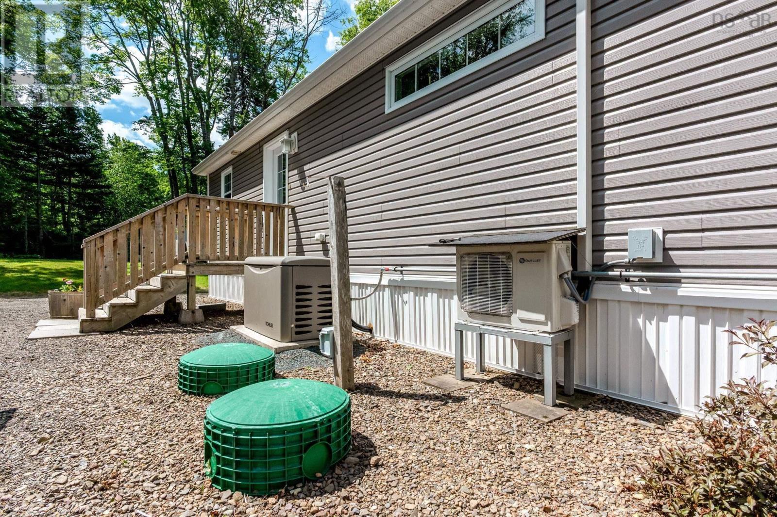 633 ADAMS Road - 37