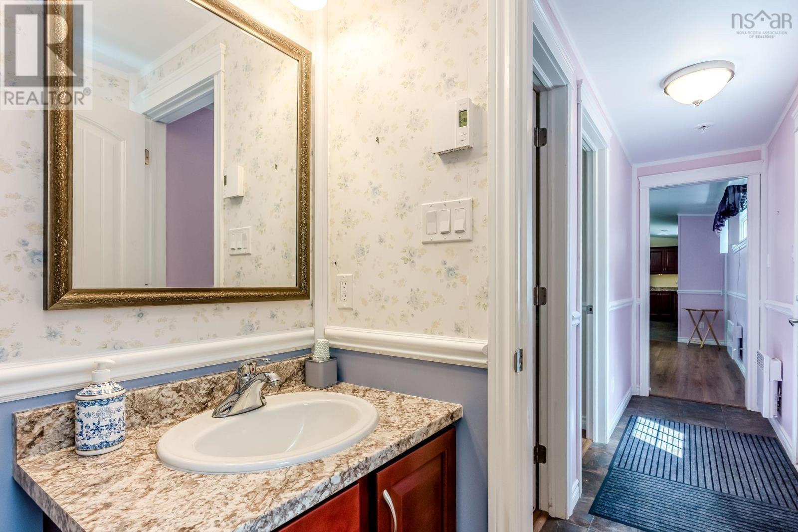 633 ADAMS Road - 18