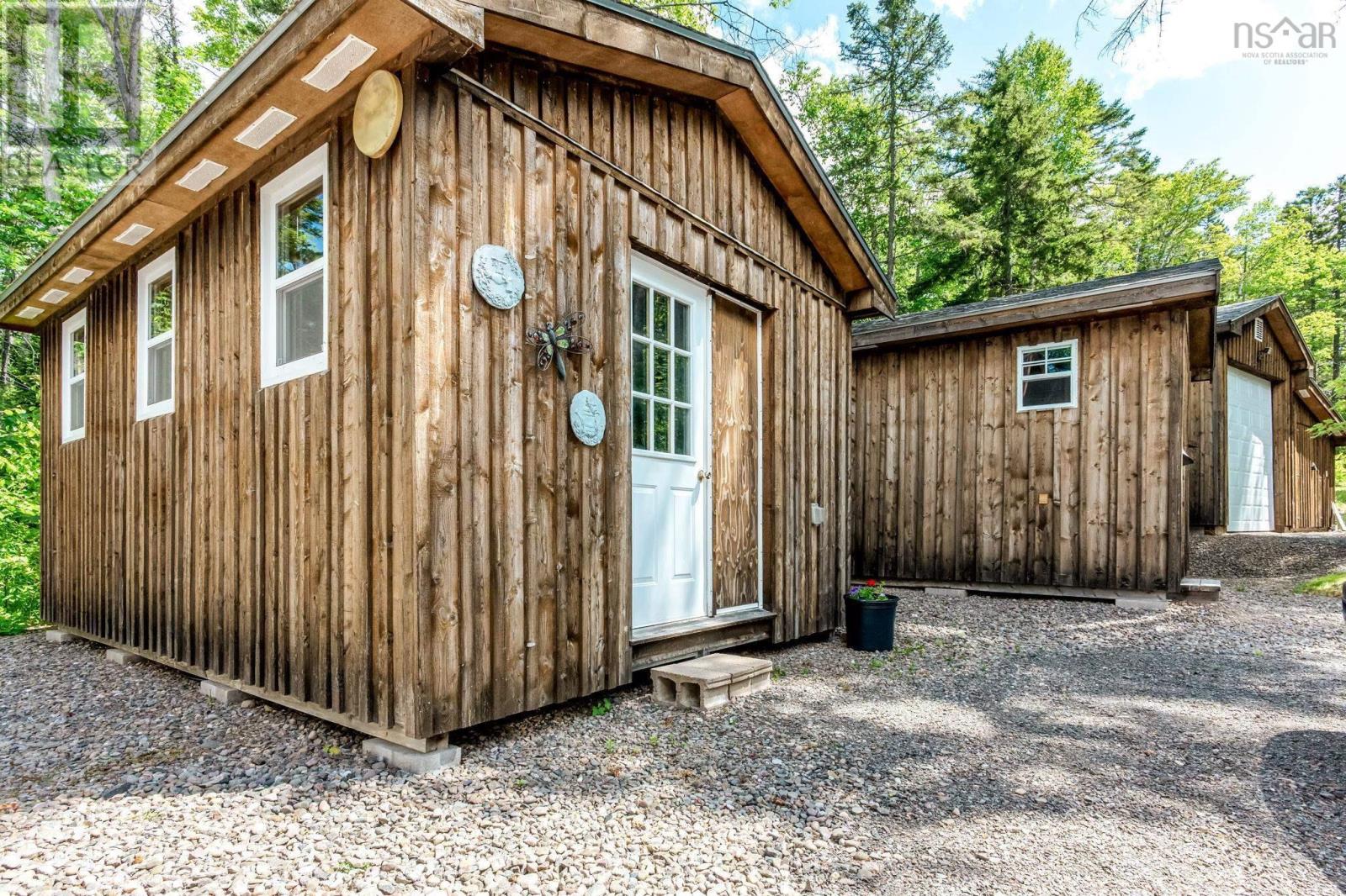 633 ADAMS Road - 47