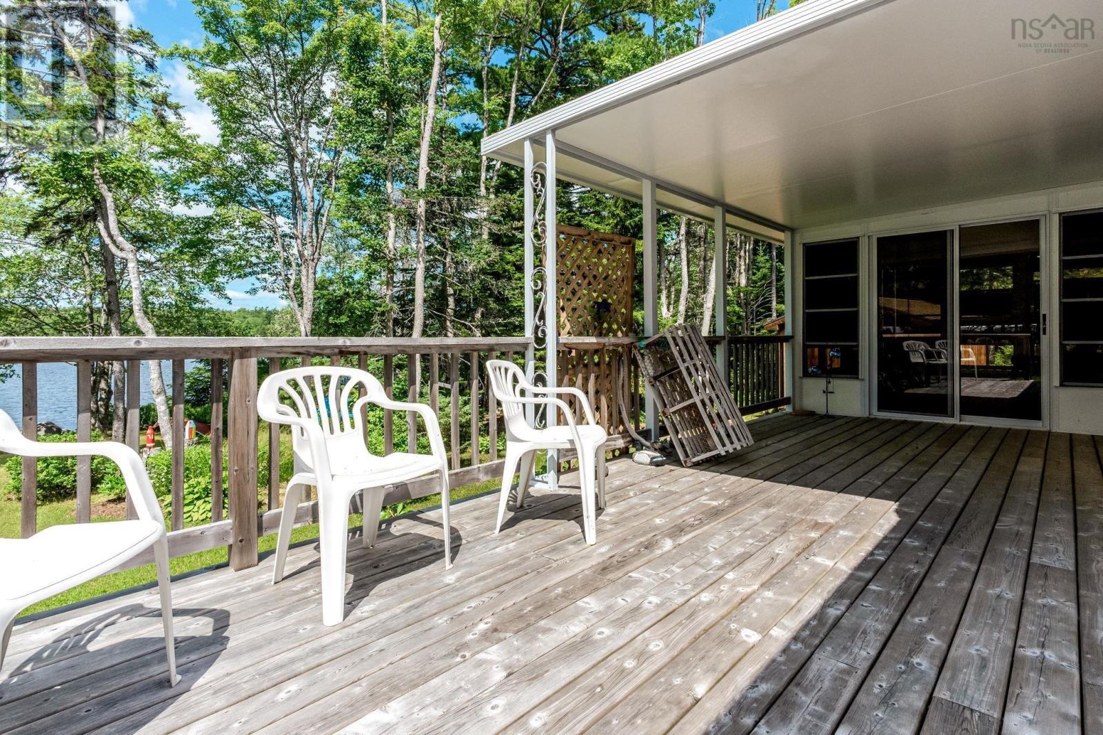 633 ADAMS Road - 25