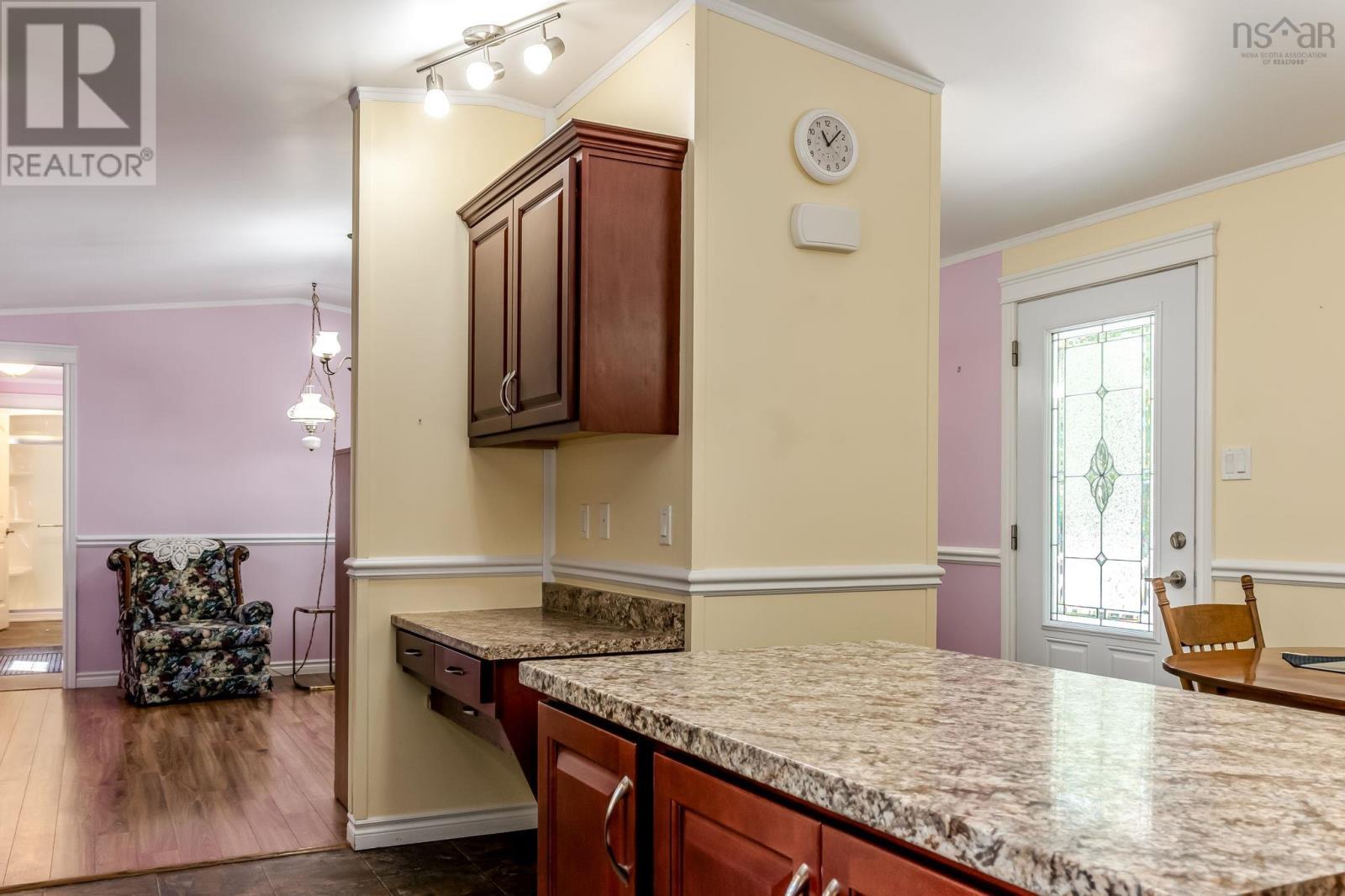 633 ADAMS Road - 7