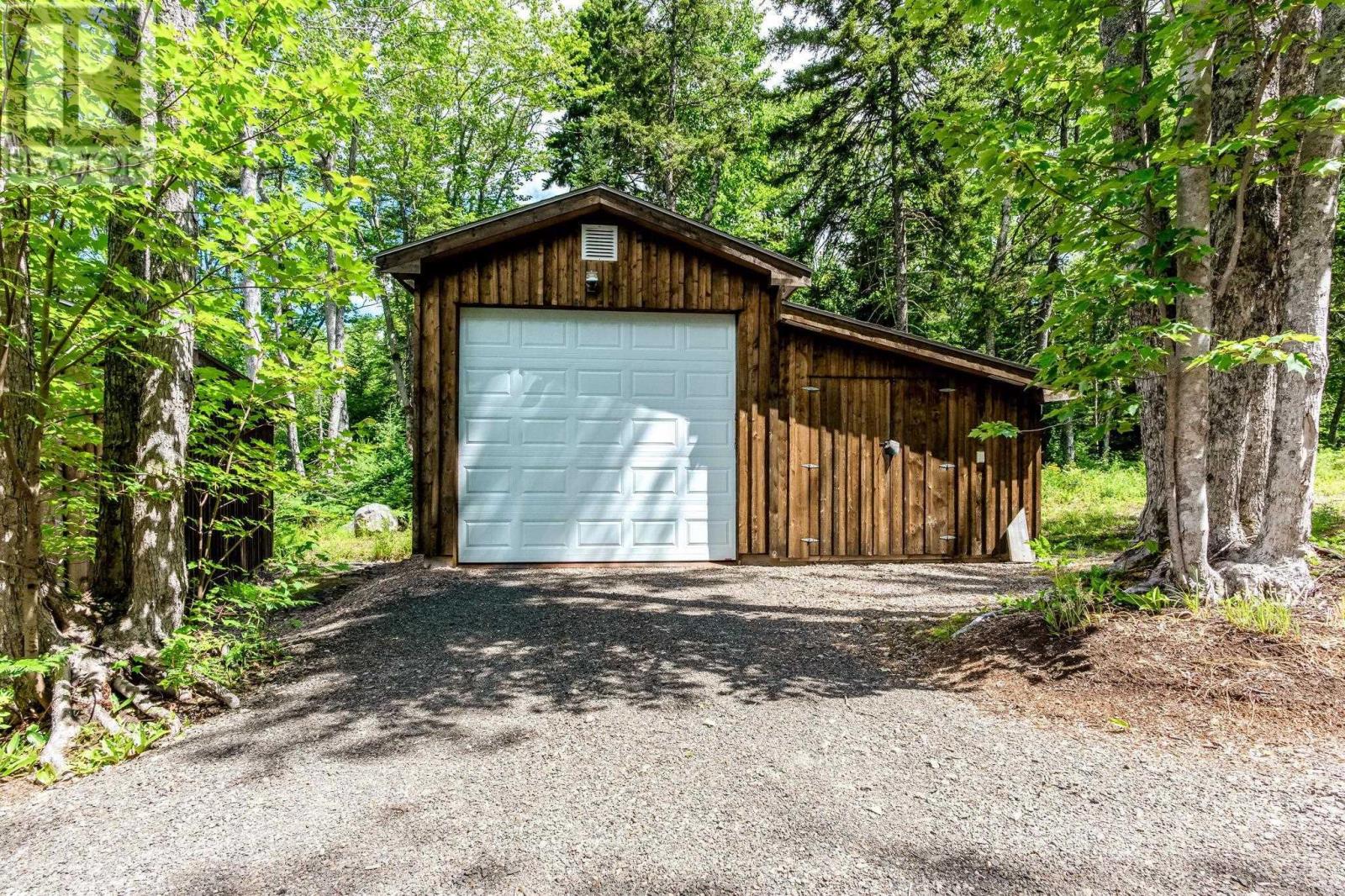 633 ADAMS Road - 38