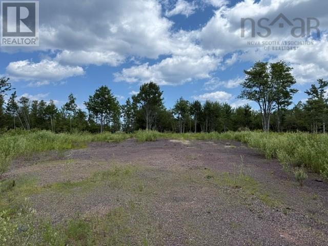 Property 7 of 11 of Highway 6