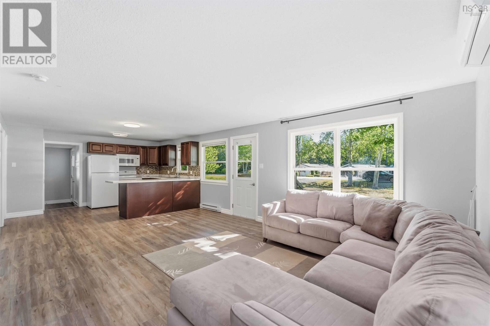 #1003 Glasgow Avenue - 5