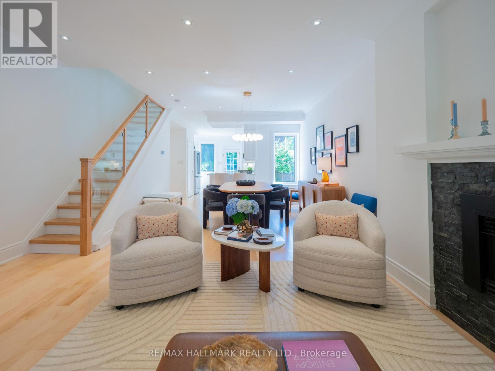 65 HAMPTON AVENUE - Image 7