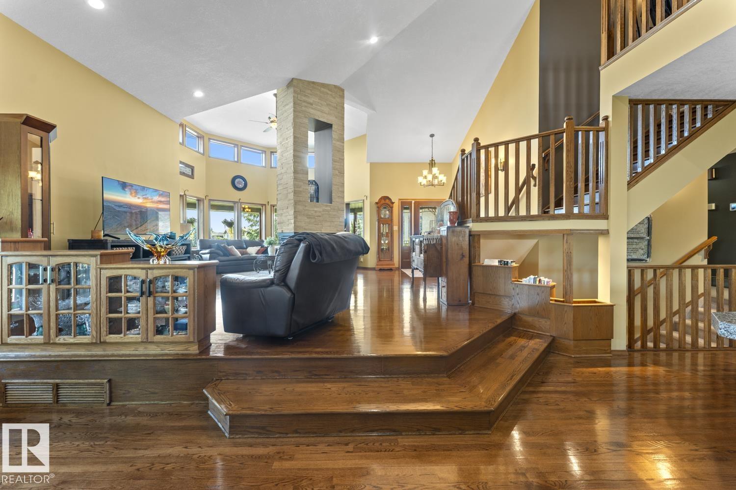 2700 Beach AV - 10