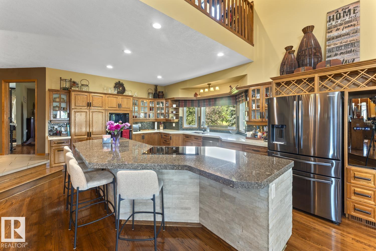 2700 Beach AV - 12