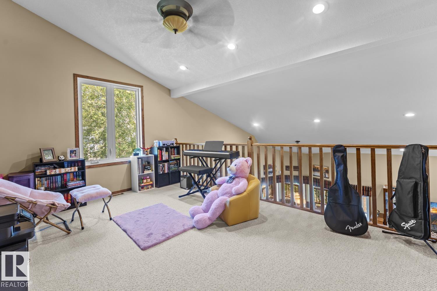 2700 Beach AV - 26