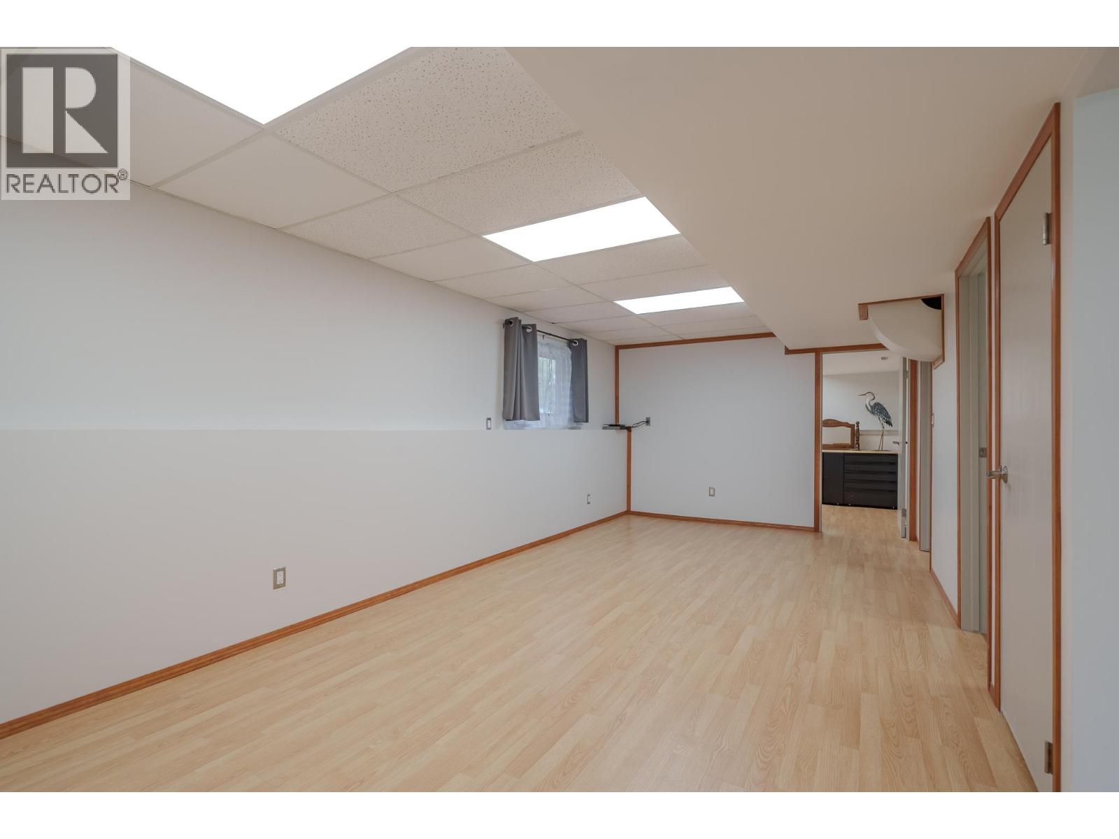 5406 PARK DRIVE - 28