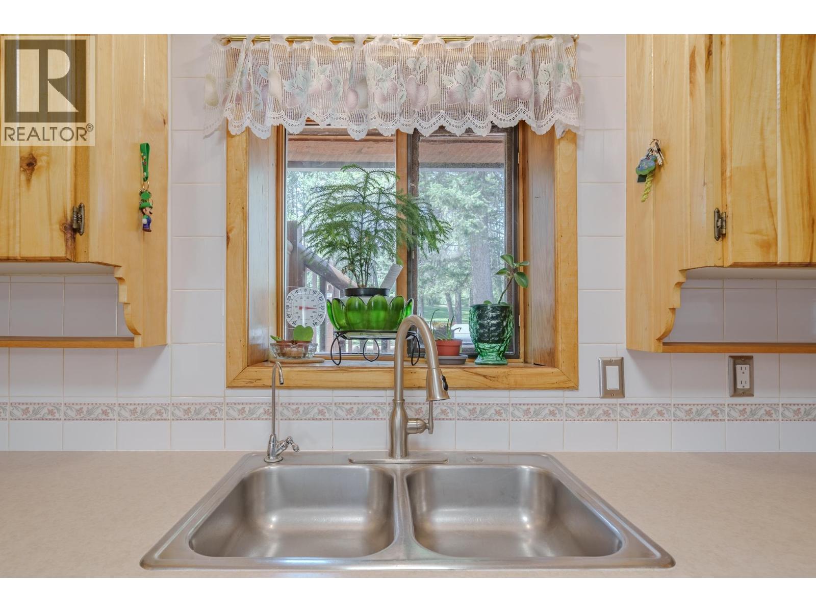 5406 PARK DRIVE - 13