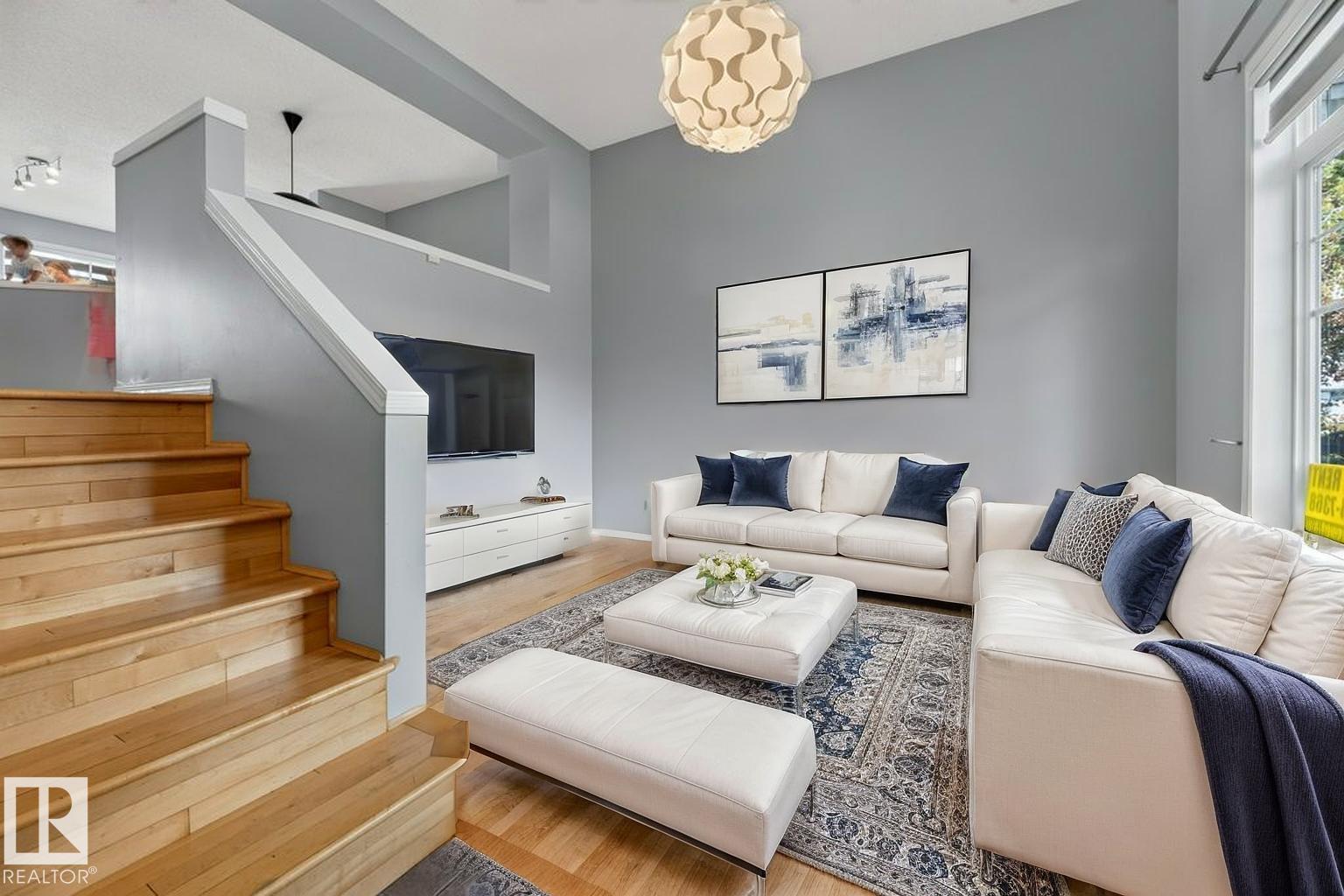 #7 8304 11 AV SW - Image 8